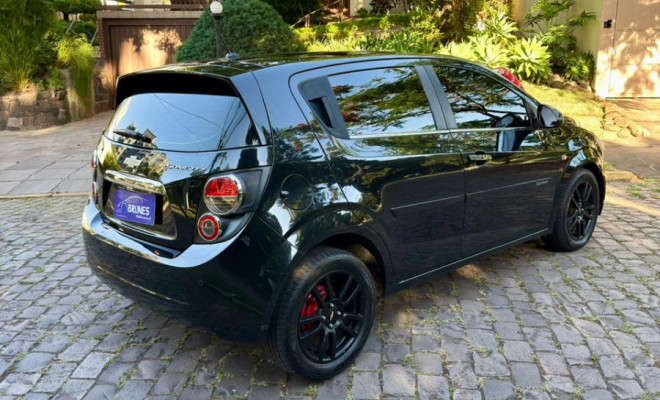 GM - Chevrolet SONIC HB LTZ 1.6 16V FlexPower 5p Aut. 2012 Flex-17