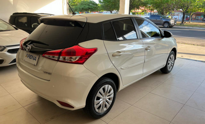 Toyota YARIS XL Live 1.3 Flex 16V 5p Aut. 2021 Flex-3