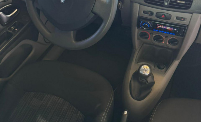 Renault SYMBOL Expression Hi-Flex 1.6 16V 4p 2012 Flex-4