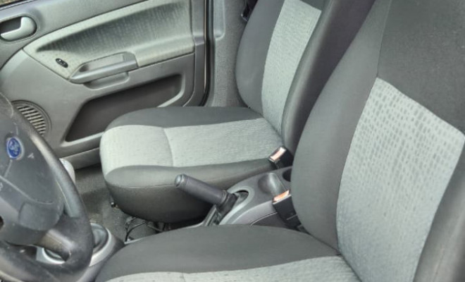 Ford Fiesta Sedan SE 1.6 8V Flex 4p 2014 Flex-4