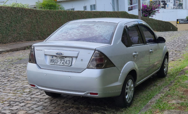 Ford Fiesta Sedan SE 1.6 8V Flex 4p 2014 Flex-1