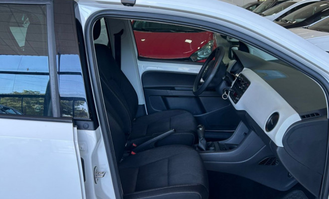 VW - VolksWagen up! move 1.0 TSI Total Flex 12V 5p 2016 Flex-8