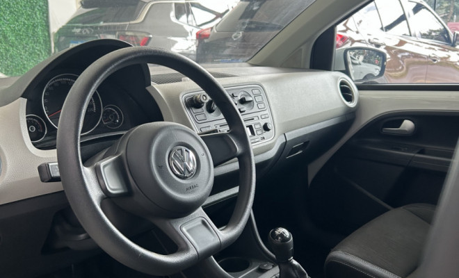 VW - VolksWagen up! move 1.0 TSI Total Flex 12V 5p 2016 Flex-10