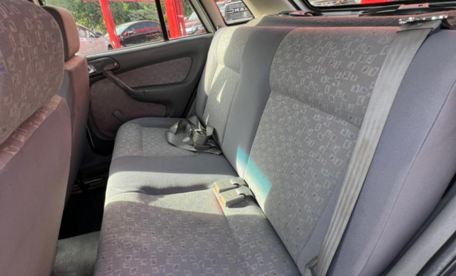 VW - VolksWagen Gol CL 1.6 Mi 2p e 4p 1999 Gasolina-9