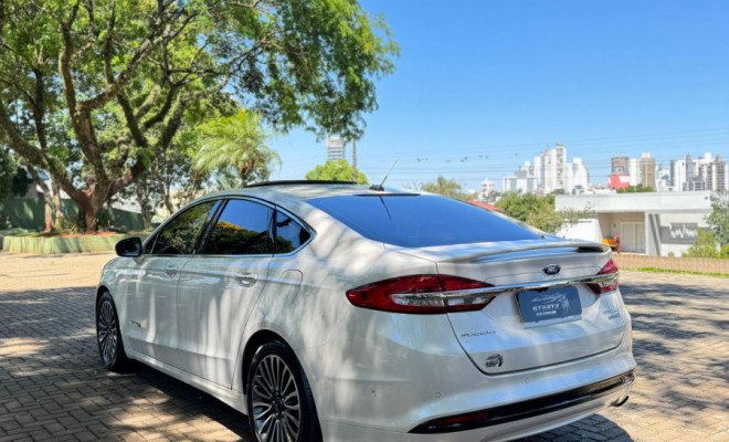 Ford Fusion Titanium 2.0 145cv Aut. (Híbrido) 2018 Híbrido-14