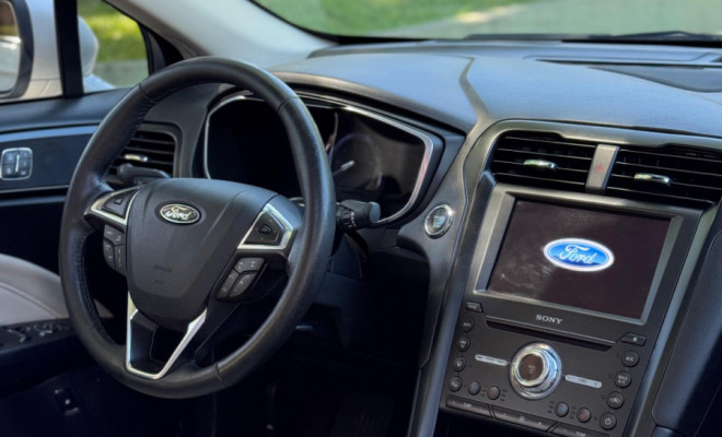 Ford Fusion Titanium 2.0 145cv Aut. (Híbrido) 2018 Híbrido-3