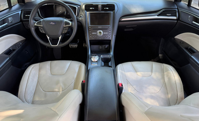 Ford Fusion Titanium 2.0 145cv Aut. (Híbrido) 2018 Híbrido-4