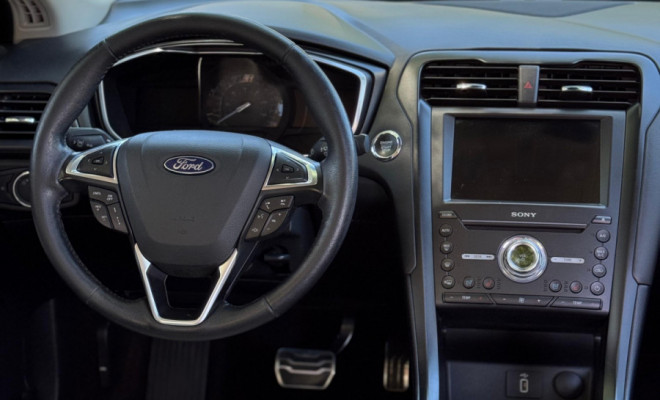 Ford Fusion Titanium 2.0 145cv Aut. (Híbrido) 2018 Híbrido-2