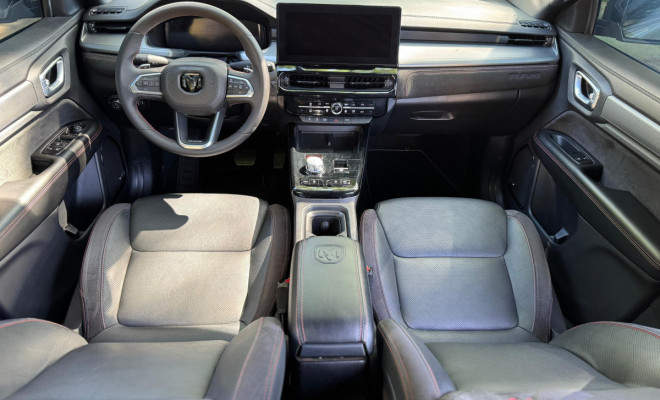 RAM RAMPAGE R/T HURRIC. 4 2.0 TB CD 4X4 Aut. 2024 Gasolina-9