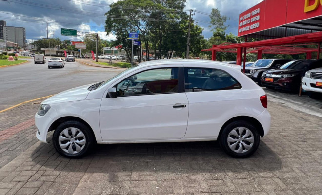 VW - VolksWagen Gol (novo) 1.0 Mi Total Flex 8V 4p 2014 Flex-0