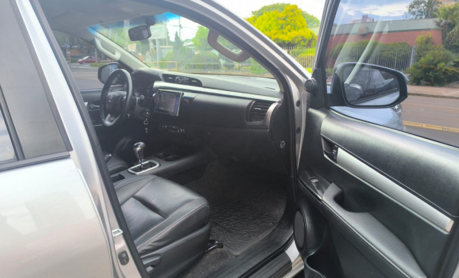 HILUX CD SRV 4x2 2.7 Flex AUT.-7