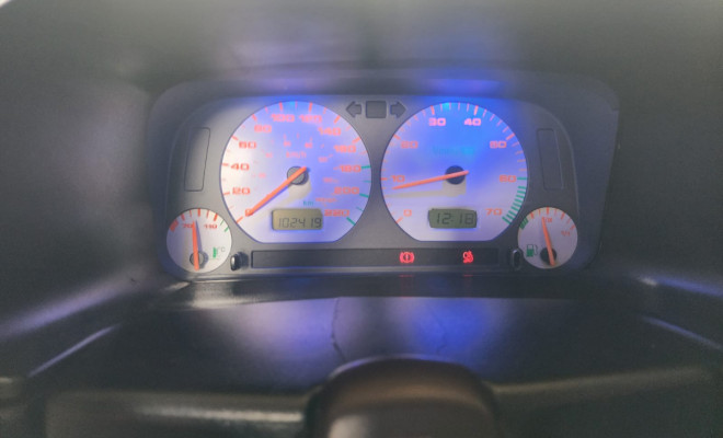 VW - VolksWagen Golf GL 1.8/ 2.0i 4p 1997 Gasolina-7