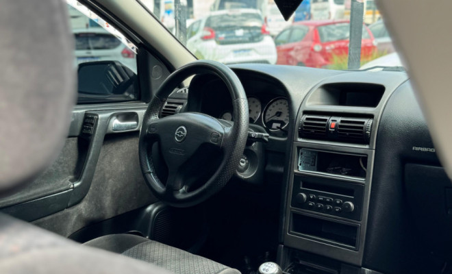 GM - Chevrolet Astra Advantage 2.0 MPFI 8V FlexPower 5p 2010 Flex-5