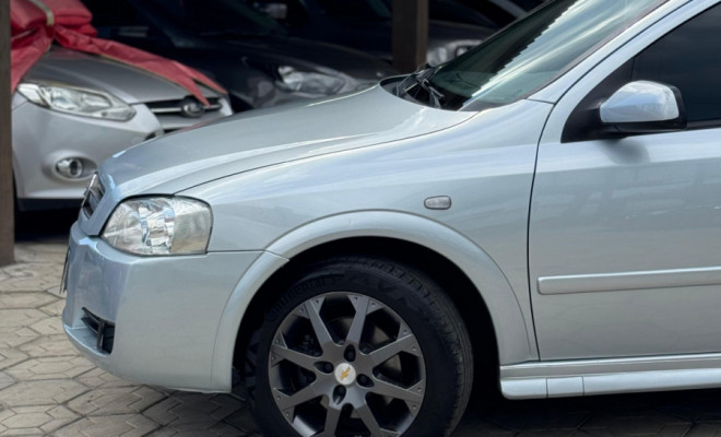 GM - Chevrolet Astra Advantage 2.0 MPFI 8V FlexPower 5p 2010 Flex-0