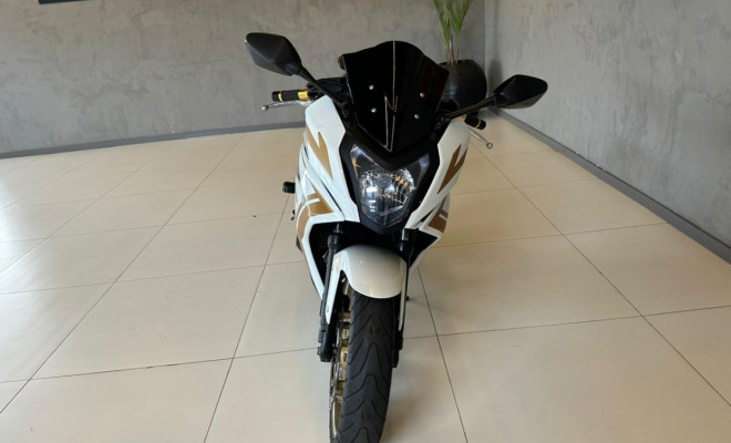 HONDA CBR 650F 2015 Gasolina CANO ESPORTIVO PNEUS S/NOVOS E ACOMPANHA PEÇAS ORIGINAIS-1