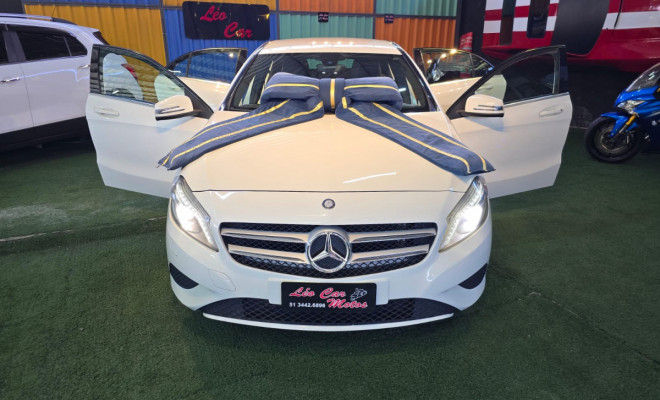 Mercedes-Benz Classe A 200 1.6 TB 16V Urban 156cv Aut. 2014 Flex-10