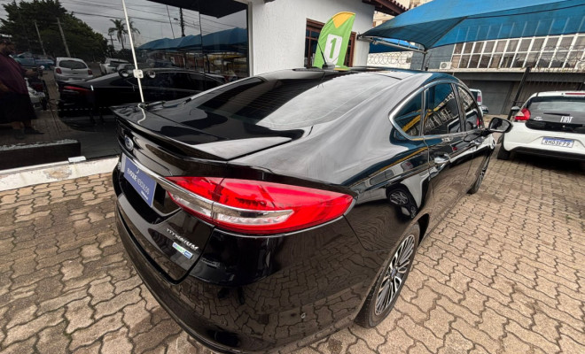 Ford Fusion Titanium 2.0 GTDI Eco. Awd Aut. 2017 Gasolina-2