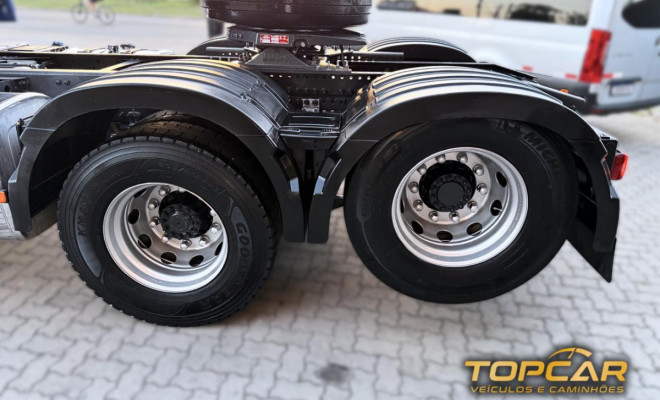 VOLVO FH-460 GLOBETROTTER 6X2 2p (diesel) (E6) 2023 Diesel-10