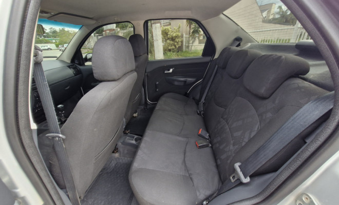 Fiat Siena EL 1.0 mpi Fire Flex 8V 4p 2010 Flex-4