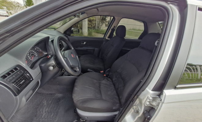 Fiat Siena EL 1.0 mpi Fire Flex 8V 4p 2010 Flex-8