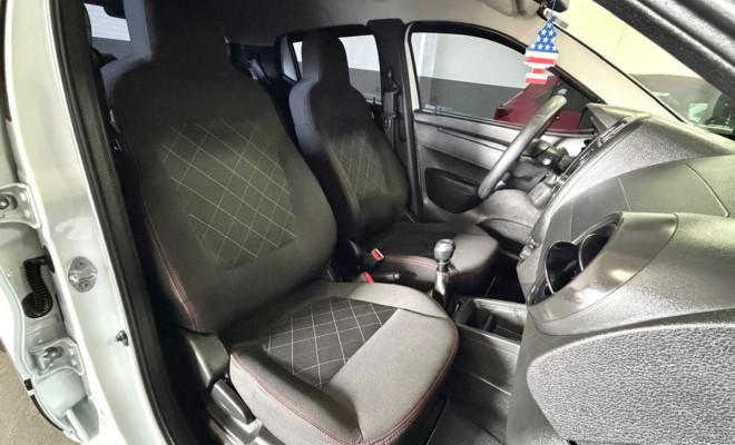 Renault KWID Zen 1.0 Flex 12V 5p Mec. 2024 Flex-2