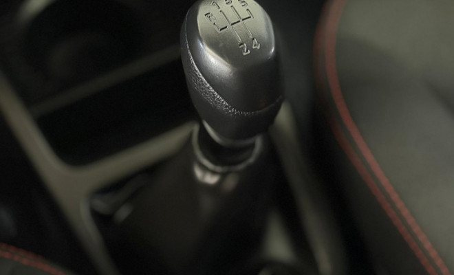 Renault KWID Zen 1.0 Flex 12V 5p Mec. 2024 Flex-13