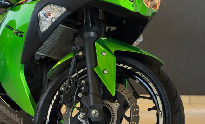 KAWASAKI NINJA 300 2024 Gasolina-0