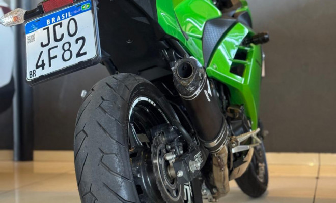 KAWASAKI NINJA 300 2024 Gasolina-4