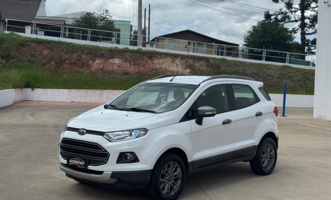 EcoSport FREESTYLE 1.6 2015 | O Conforto e a Versatilidade de um SUV no seu Dia a Dia