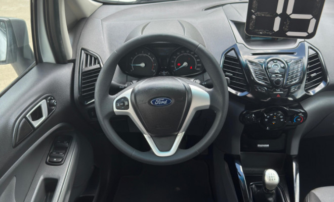 EcoSport FREESTYLE 1.6 2015 | O Conforto e a Versatilidade de um SUV no seu Dia a Dia-6
