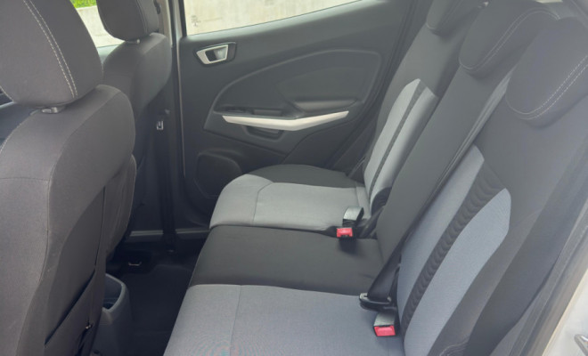 EcoSport FREESTYLE 1.6 2015 | O Conforto e a Versatilidade de um SUV no seu Dia a Dia-8