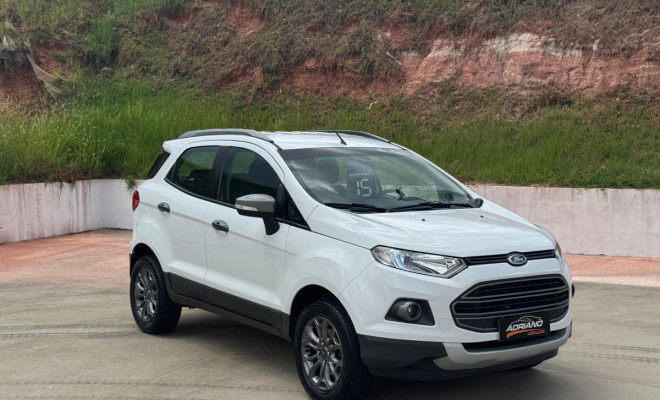 EcoSport FREESTYLE 1.6 2015 | O Conforto e a Versatilidade de um SUV no seu Dia a Dia-16
