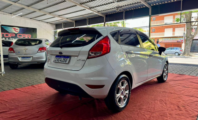 Ford Fiesta 1.6 16V Flex Aut. 5p 2016 Flex-4