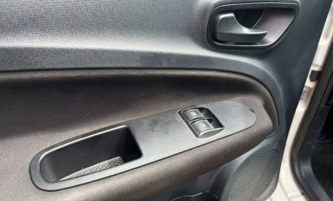 Fiat UNO ATTRACTIVE 1.0 Fire Flex 8V 5p 2021 Flex-8