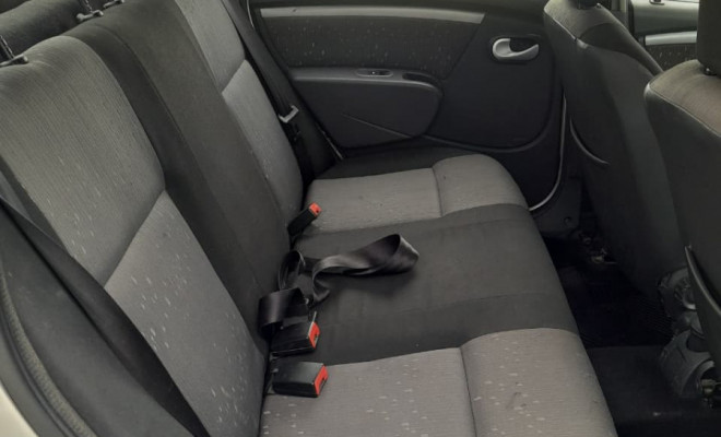 Renault LOGAN Expression Hi-Flex 1.6 8V 4p 2011 Flex-10