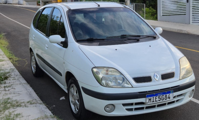 Renault Scénic Privilège Hi-Flex 1.6 16V 2010 Flex