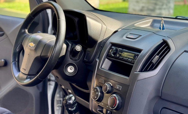 GM - Chevrolet S10 Pick-Up LS 2.4 F.Power 4x2 CS 2015 Flex-15