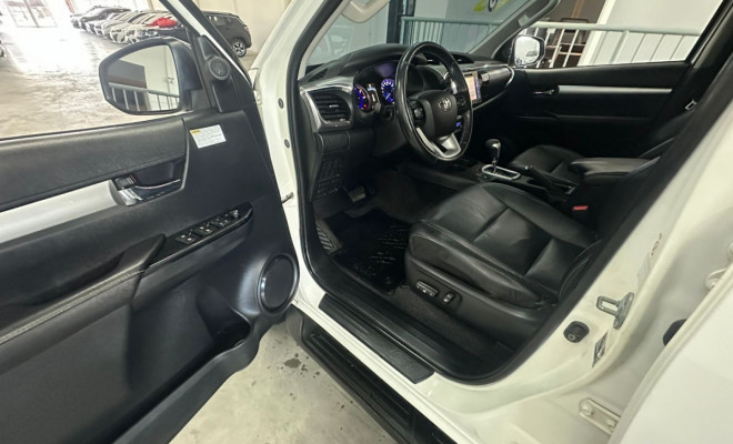 Toyota Hilux CD SRX 4x4 2.8 TDI 16V Diesel Aut. 2018 Diesel-8