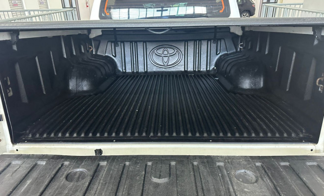 Toyota Hilux CD SRX 4x4 2.8 TDI 16V Diesel Aut. 2018 Diesel-15