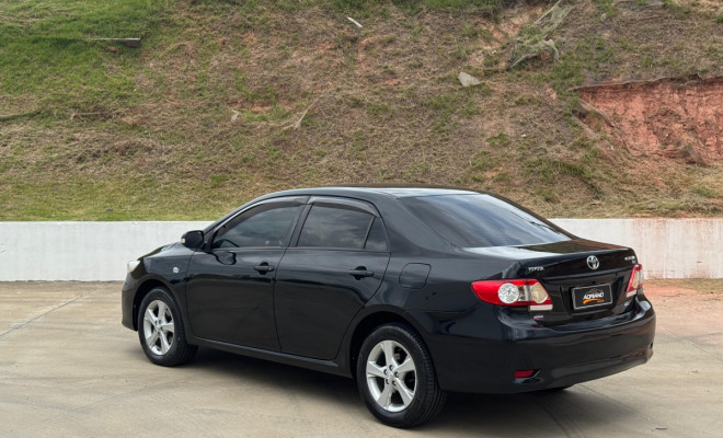 COROLLA XEi 2.0 AUT. 2013 | POTÊNCIA E CONFORTO PARA SUA FAMÍLIA.-15