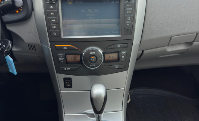 COROLLA XEi 2.0 AUT. 2013 | POTÊNCIA E CONFORTO PARA SUA FAMÍLIA.-5