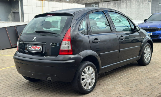 Citroën C3 GLX 1.4/ GLX Sonora 1.4 Flex 8V 5p 2011 Flex-2