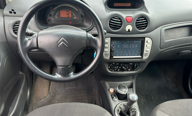 Citroën C3 GLX 1.4/ GLX Sonora 1.4 Flex 8V 5p 2011 Flex-3