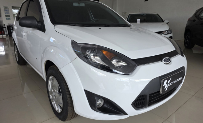 Ford Fiesta Sedan SE 1.6 8V Flex 4p 2014 Flex