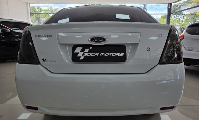 Ford Fiesta Sedan SE 1.6 8V Flex 4p 2014 Flex-2