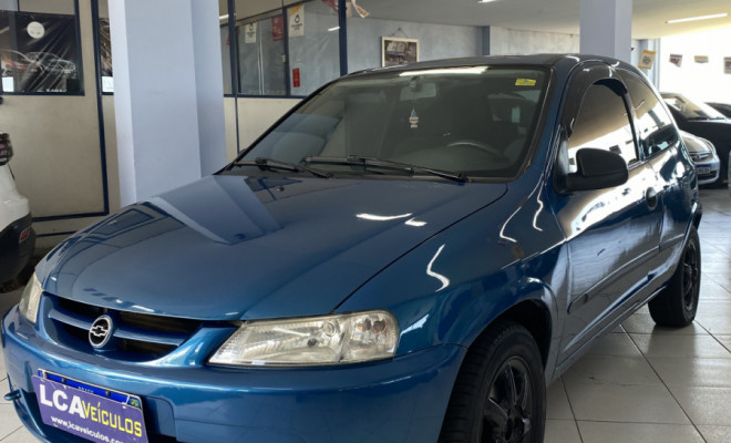 GM - Chevrolet Celta 1.0/Super/N.Piq.1.0 MPFi VHC 8V 3p 2003 Gasolina-1