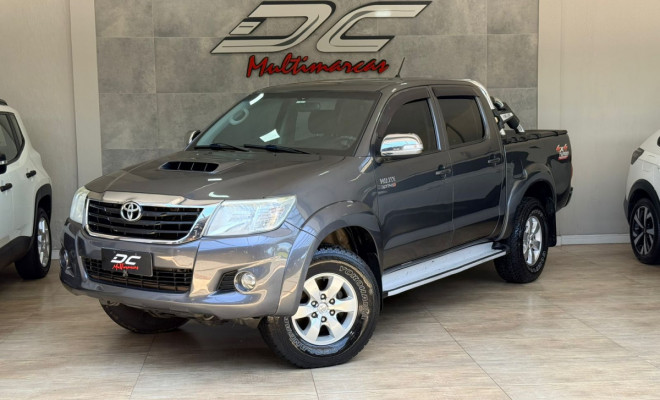 Toyota Hilux CD SRV D4-D 4x4 3.0  TDI Dies 2015 Diesel
