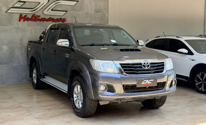 Toyota Hilux CD SRV D4-D 4x4 3.0  TDI Dies 2015 Diesel-0