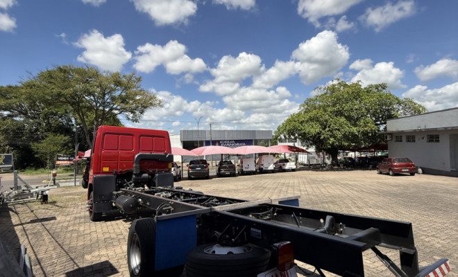 FORD CARGO 1119 Turbo 2p (diesel)(E5) 2018 Diesel-4