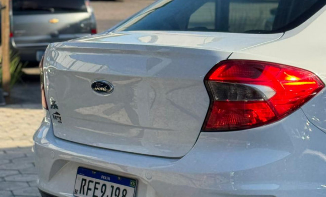 Ford Ka 1.5 Sedan SE Plus 12V Flex 4p Mec. 2020 Flex-3